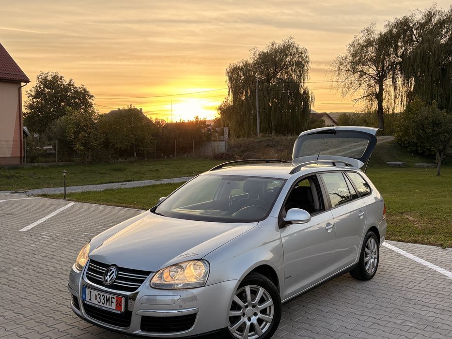 VOLKSWAGEN Golf 2010 — imagine 1