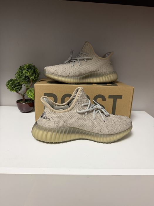Yeezy 350 V2 Slate
