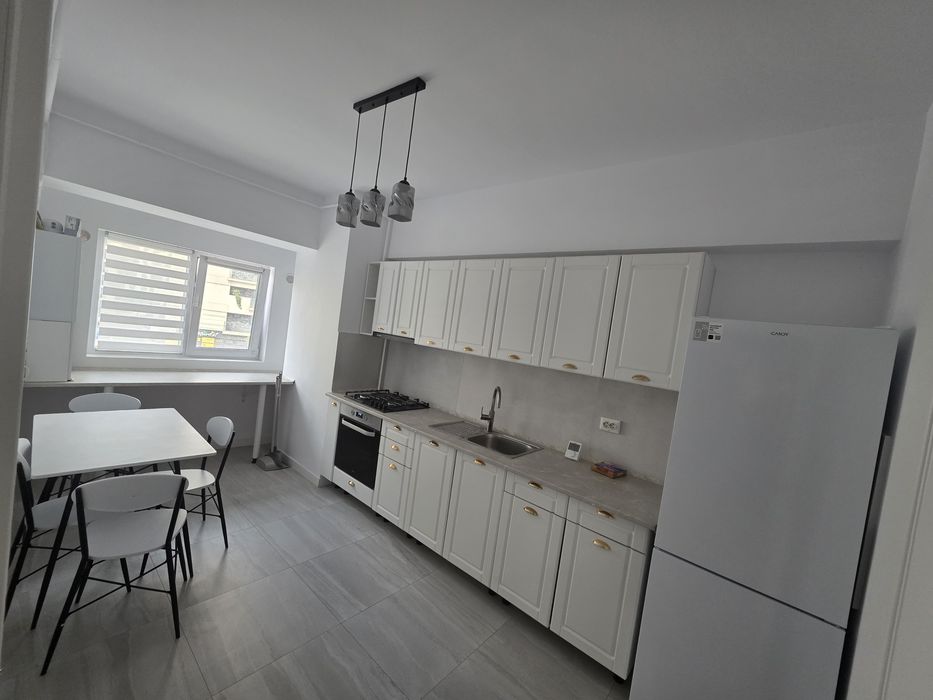Apartament de închiriat