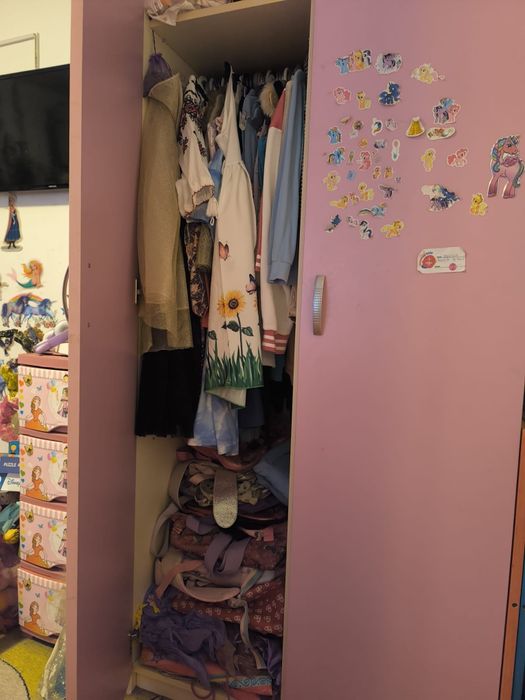 Vand mobila complecta pentru copii