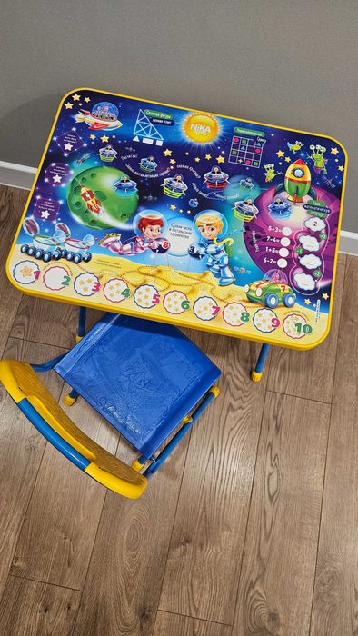 Детский раскладной столик