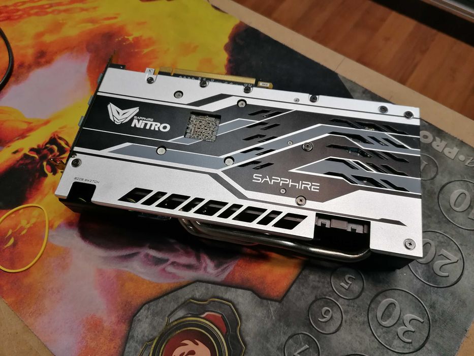 Placa video saphire 8gb