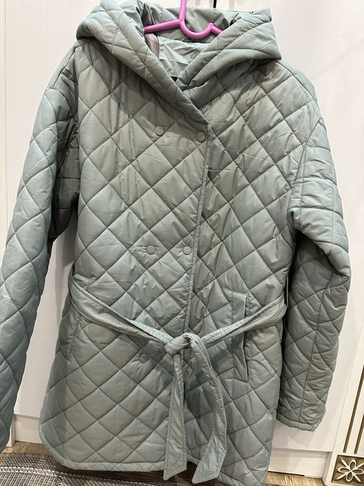 Продам весенне-осеннюю куртку