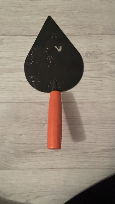 Мастерок строительный