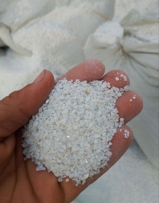 Мраморная крошка белы, черный . Любые фракци и обьём.  . 

Хар хил Фра