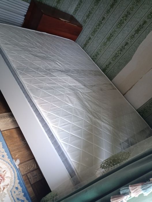 Кровать 140*200 размер