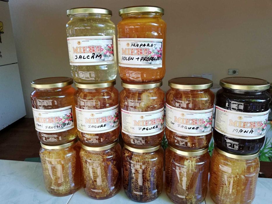 Vând miere din stupina propie