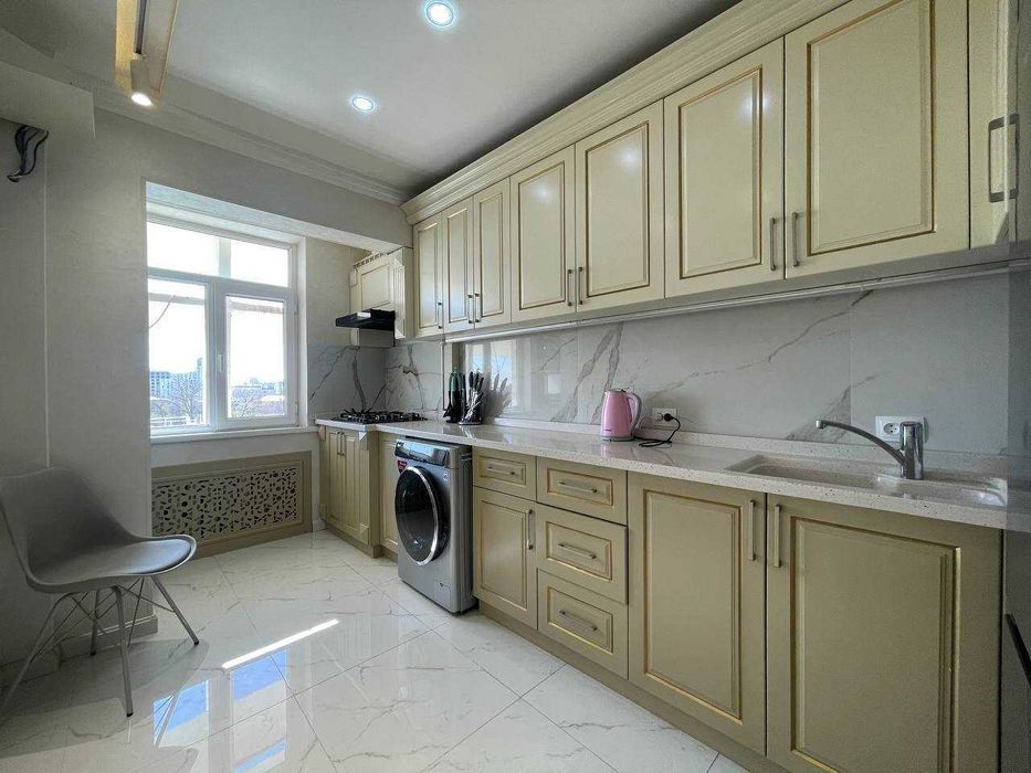 метро АЙБЕК Сдам 2 комнат с гардеробной Тараса Шевченко Госпитальный