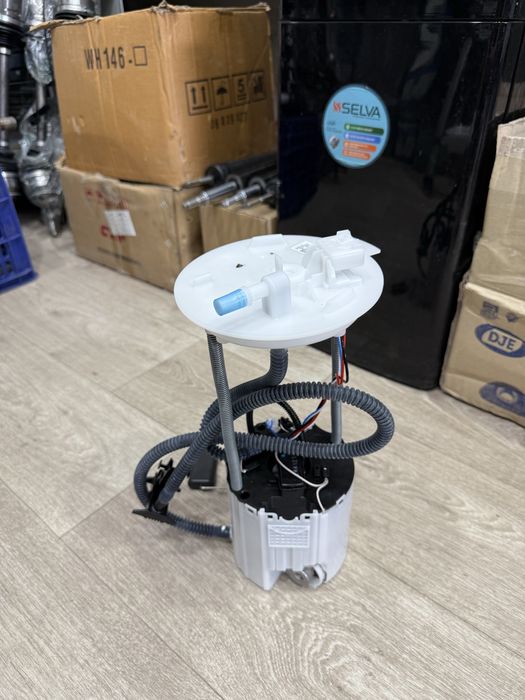 Автозапчаст Каптива Бензо насос ГМ оригинал