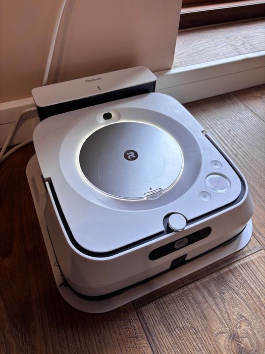 iRobot Roomba (със самопочистваща база) и iRobot Braava Jet m6 – Заедно или Отделно!