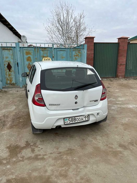 Renault Sandero 2012