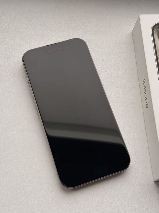 Продам Iphone 15 Pro