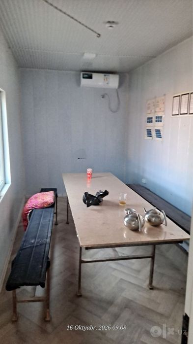 Konteyner ofis va ovqatlanish uchun mo’ljallangan 2 dona sotiladi………..