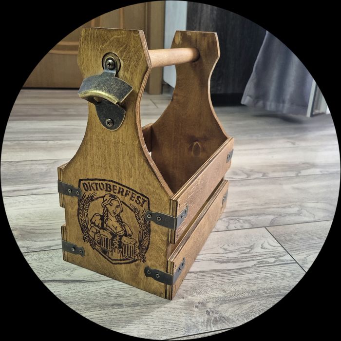 Поднос, доски , ящик переноска.