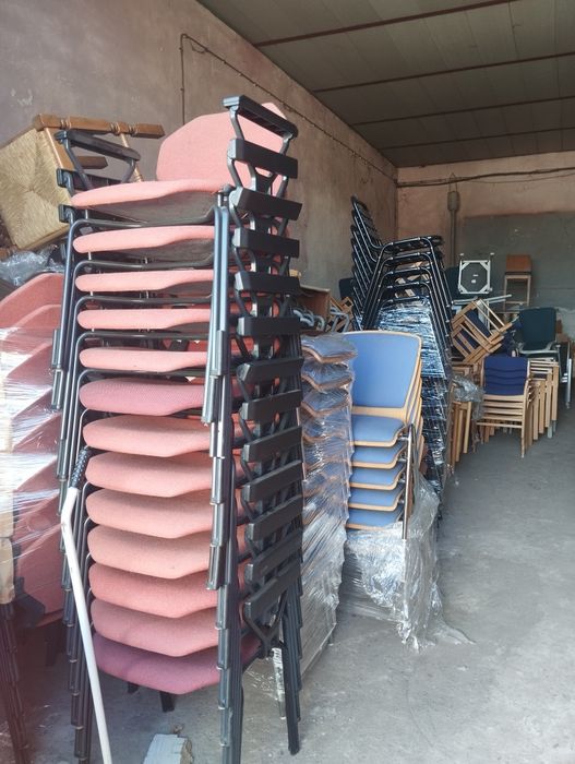 Различни видове столове