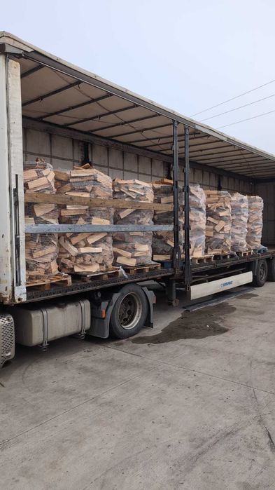 LEMNE DE FOC paletizat en-gross