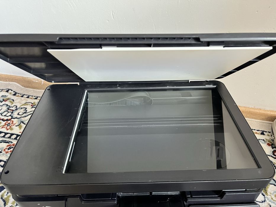 Продам принтер HP черно белый