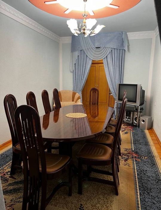 Юнусабад 19кв 3/3/5 Балкон: 2*6