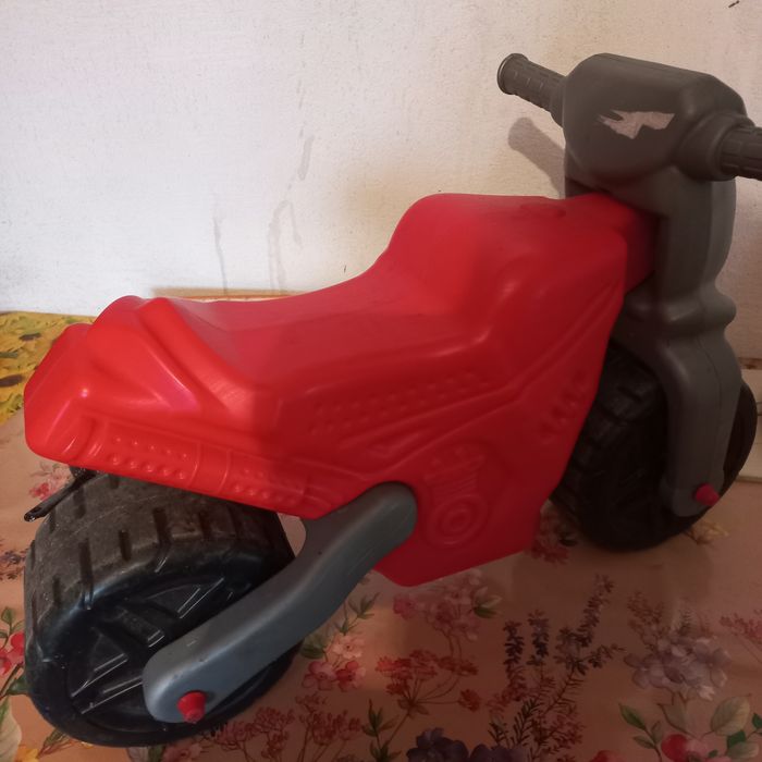 Vând motocicleta copii fara pedale