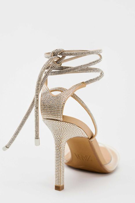 Нови елегантни сандали, номер 39