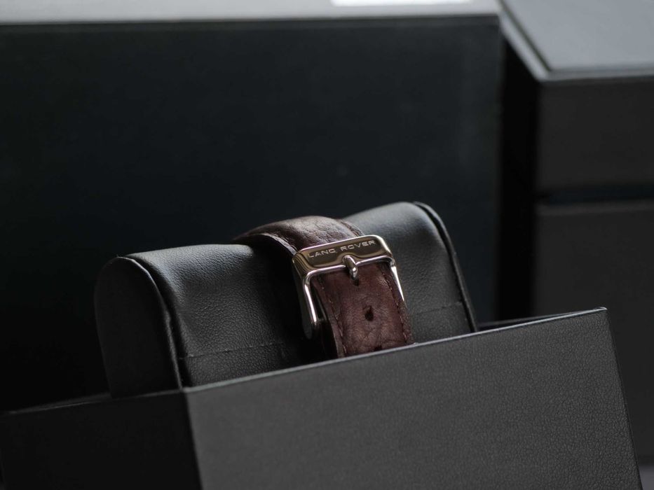 Ceas aniversar LAND ROVER fullbox, pentru colectionari sau pasionatii brandului LandRover