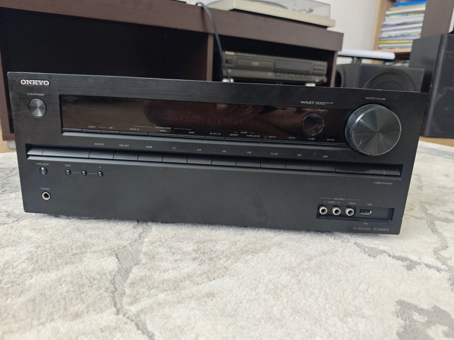 Vând receiver onkyo