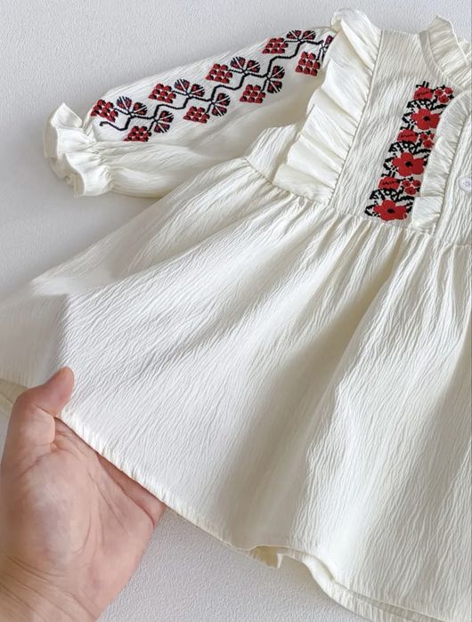 Рокля с българска шевица за момиченце