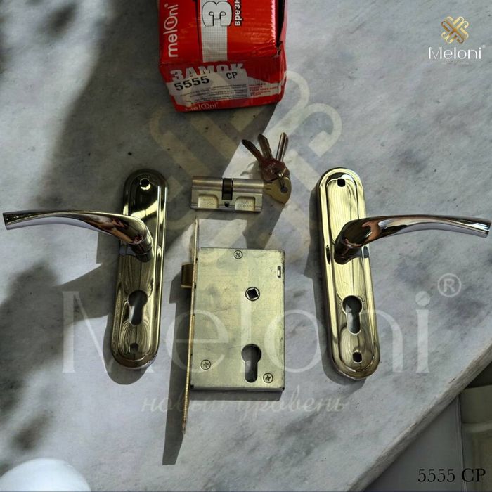 Замок, Ручка дверная Zubr – CP & Золото