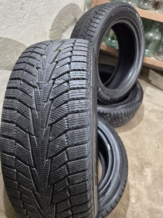 Шины зимние. 4 шт ПРОДАМ СРОЧНО