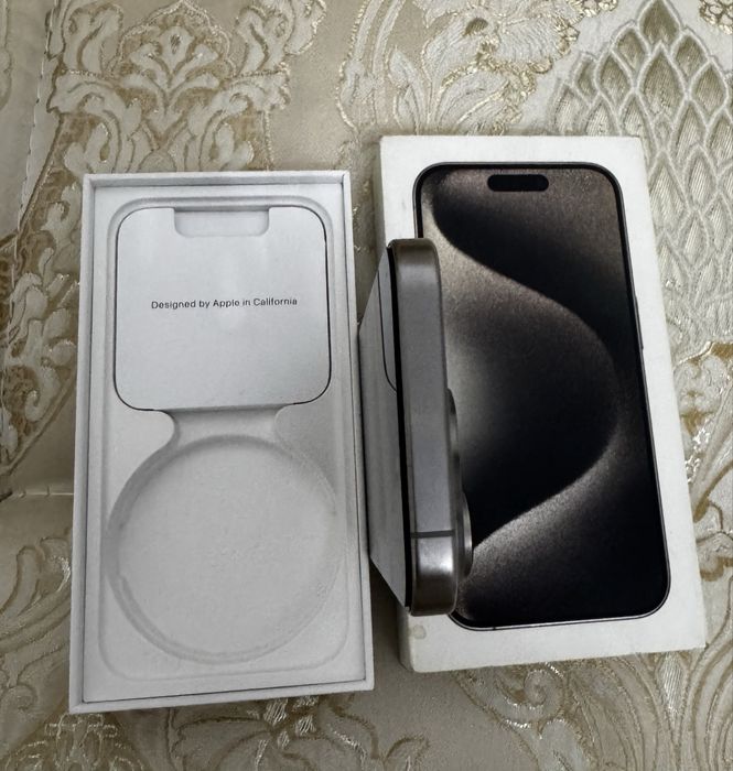 iPhone 15 Pro 256Gb цвет Natural
