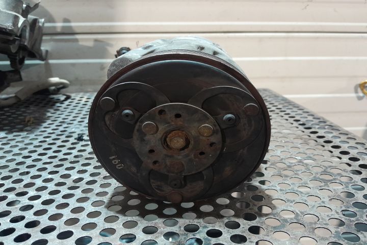 Compresor AC 1J0820803G Volkswagen VW Bora 1 [1998 - 2005] Sedan 1.6