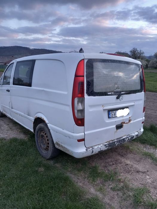 Dezmembrez mercedes vito w639
