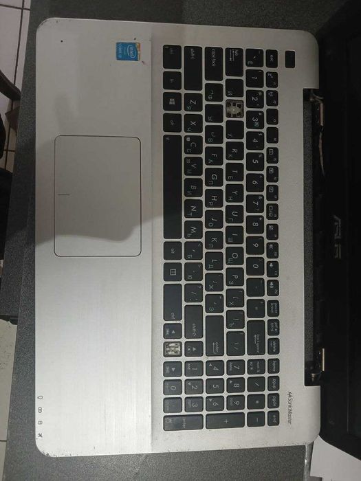 ASUS noutbuk, INTEL CORE  I3