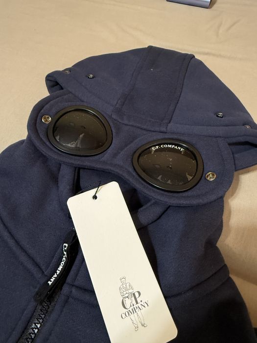 Продам новый Зип-Худи