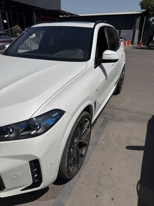 Продам Bmw x5 i40. 2022 res 2025. Идеал