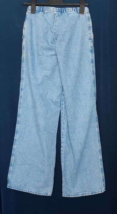 blugi H&M evazati, purtati o sigura data