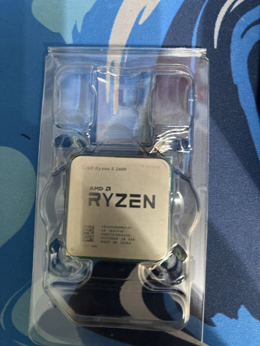 Чисто ново AMD охлаждане + процесор Ryzen 5 2600