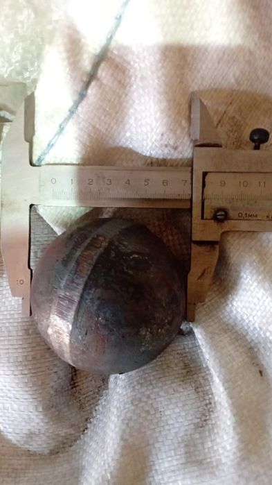 Стальной шар мелющий