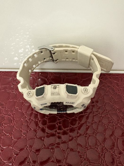 Часы наручные G-shock