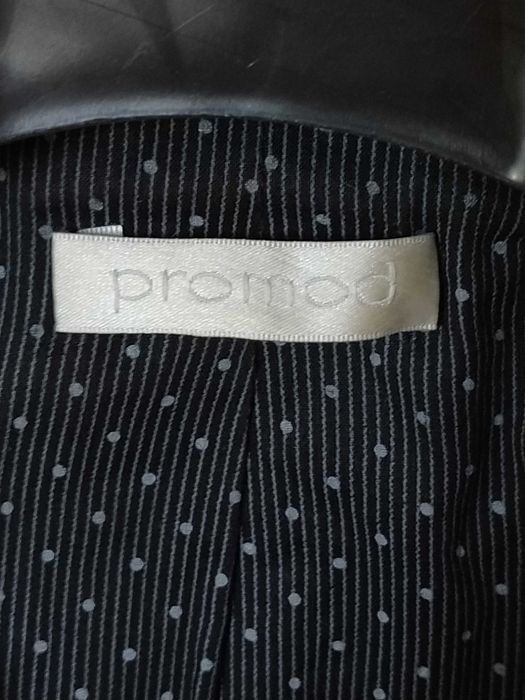 Черен тренчкот размер М-Л