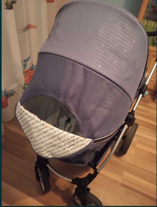 Бебешка количка Chipolino с допълнителен кош за кола