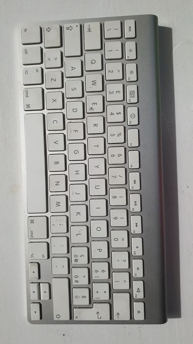 Tastatura MAC, bluetooth