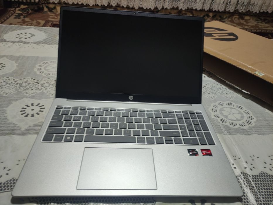 Noutbuk hp, holati a'lo  iwlatilmagan