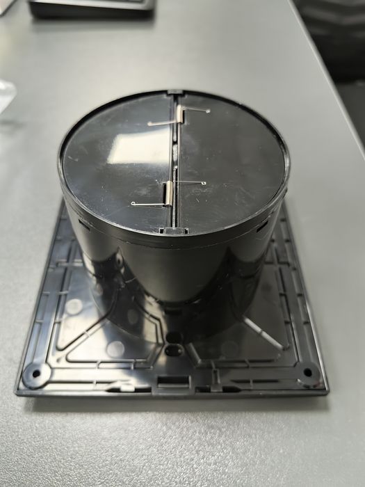 Безшумен вентилатор за баня Elegia Ф100 черен мат