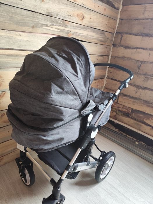 Продам коляску Tecnym