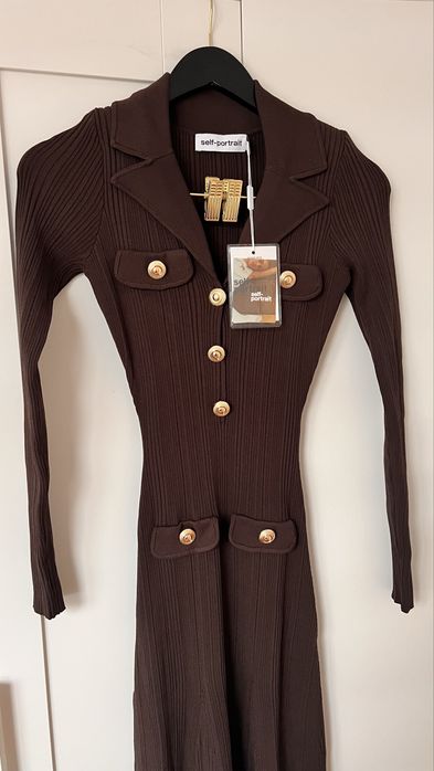 Rochie Self-Portrait