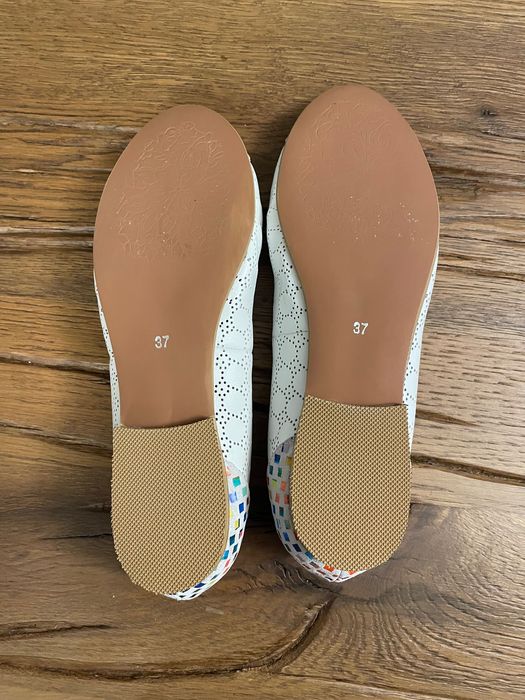 Balerini din piele perforată