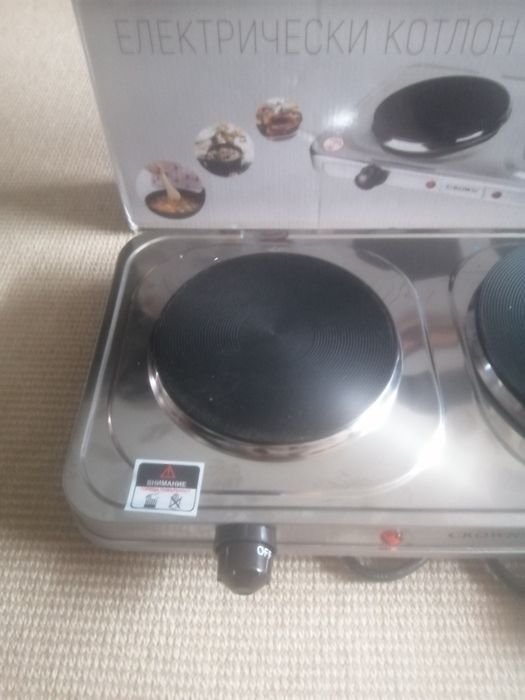 3 броя, двоен електрически котлони.