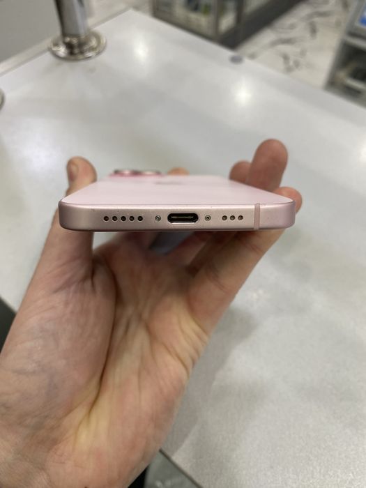 Iphone 15 128гб розовый