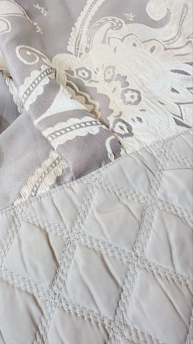 Покрывало и шторы